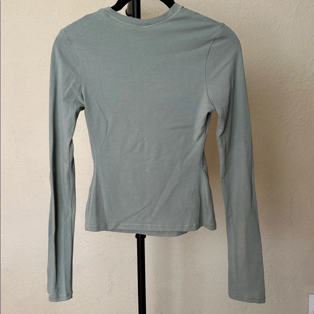 SKIMS‎ COTTON JERSEY LONG SLEEVE T-SHIRT | Mineral - S NWT NEW - Image 4