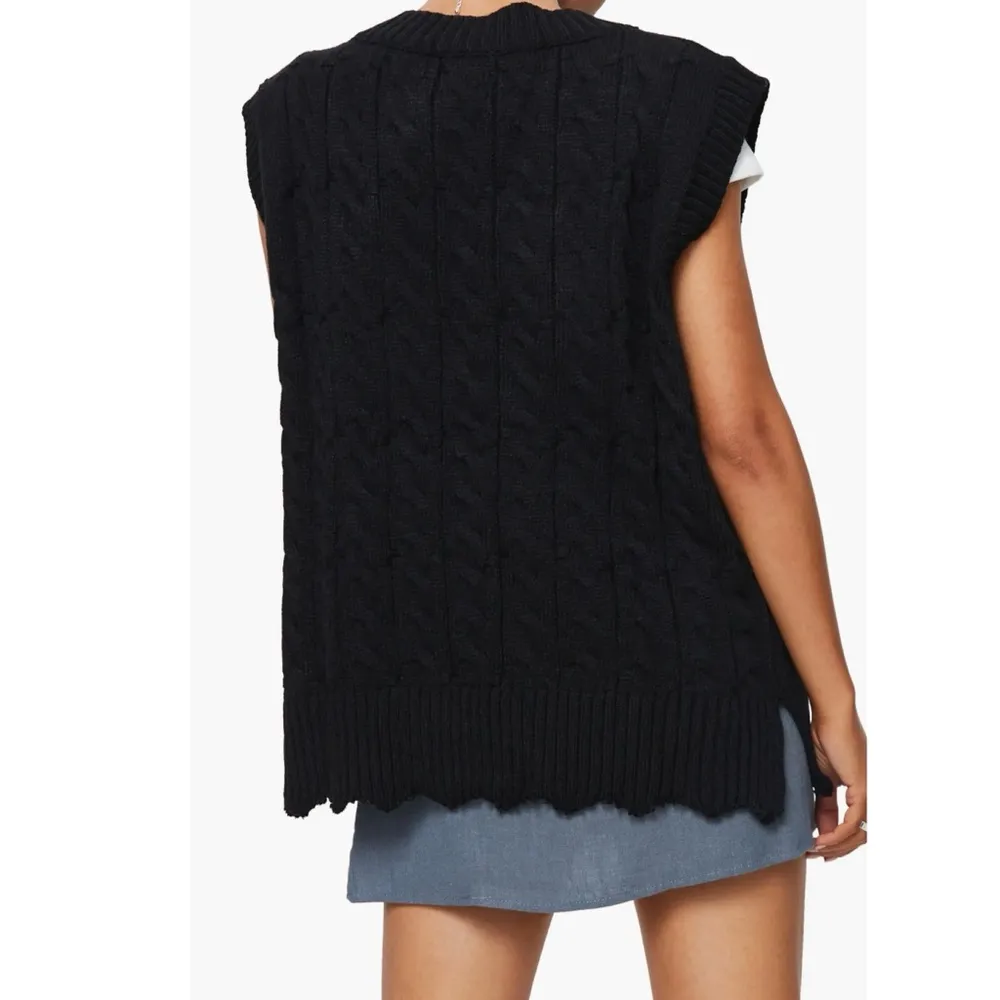 Princess Polly Antonia Sweater Vest oversized Cable Knit Black SZ XS/S - Image 2