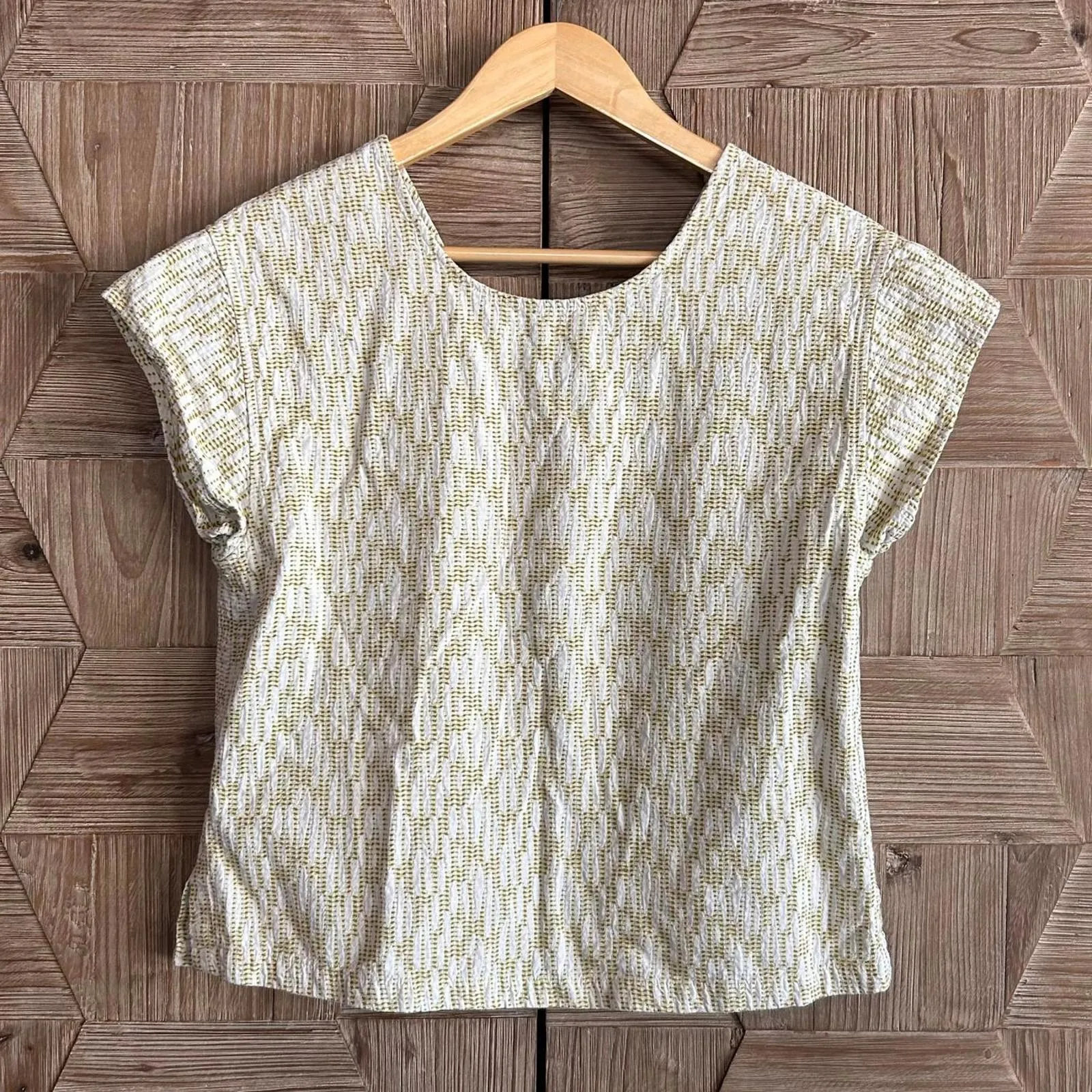 REI Womens White Cap Sleeve Top V Neck Size S Activewear - Image 5