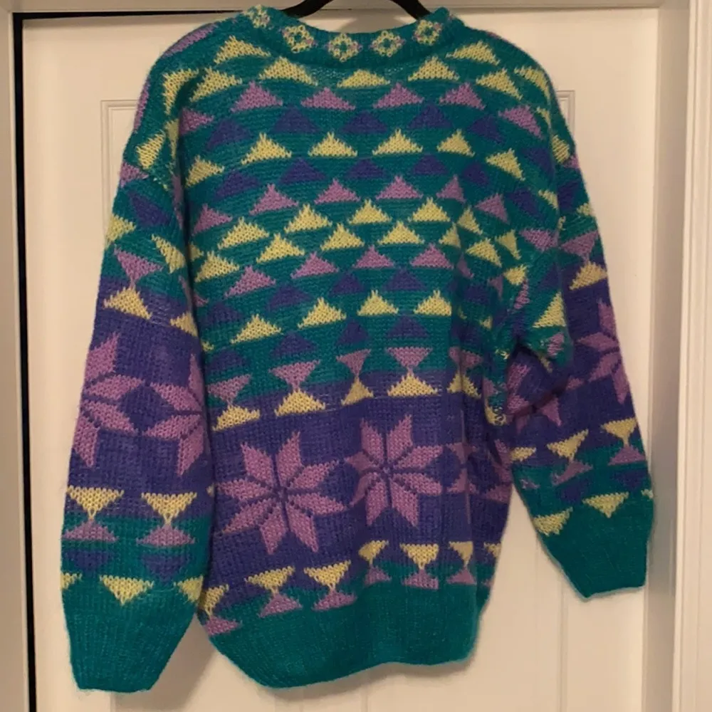 Vintage 80/90s Gallagher purple mohair blend snowflake motif sweater, size XL - Image 5