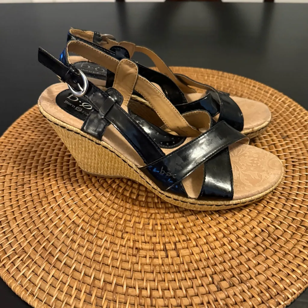 B.O.C. Born Concept Wedge Sandals Women’s Size 7/38 EI Black - Image 4
