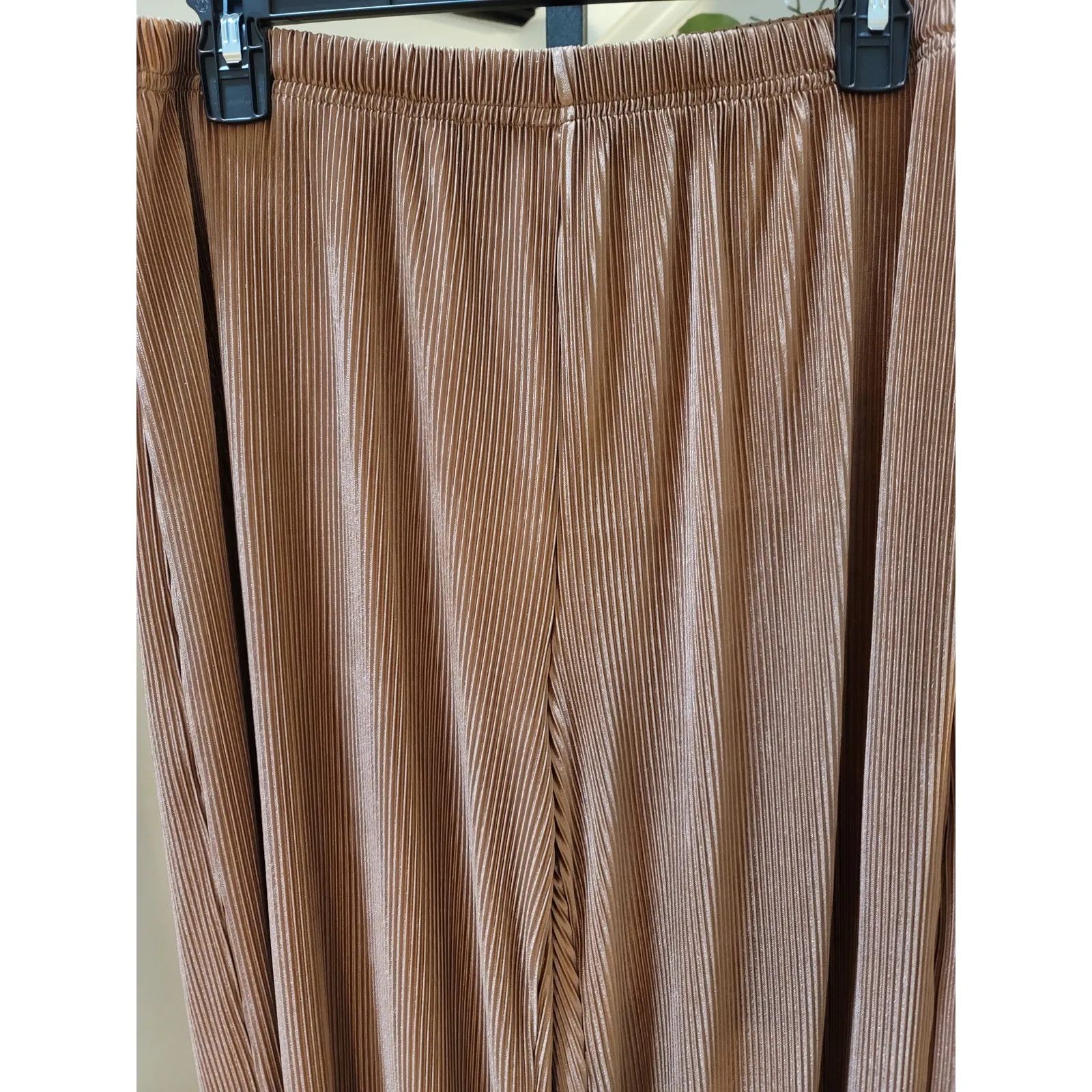 Polyester Pants Women's Size XL Pleated Light Brown Stretch Elastic Waist Luxury - Image 3