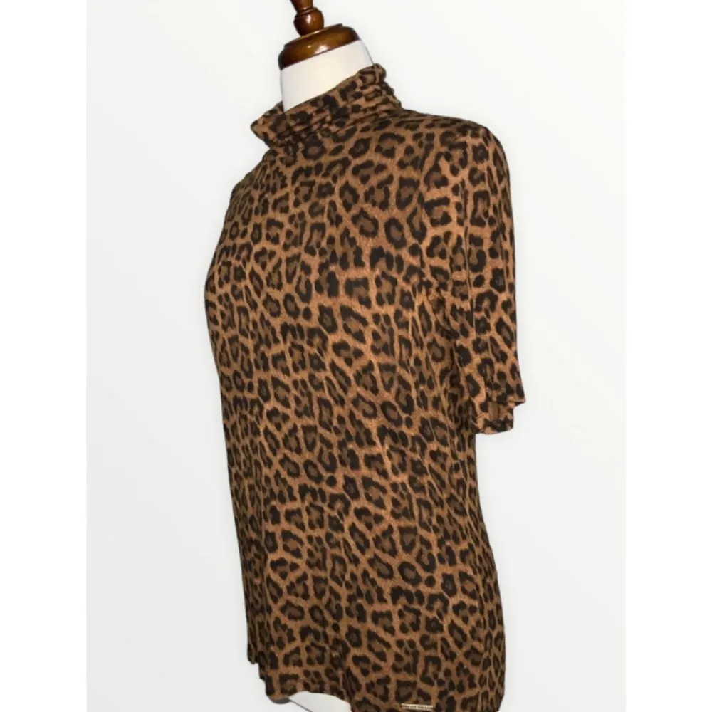 Michael Kors Leopard Short Sleeve Knit Top Spense Black Ribbed Knit Long Vest L Size L - Image 9