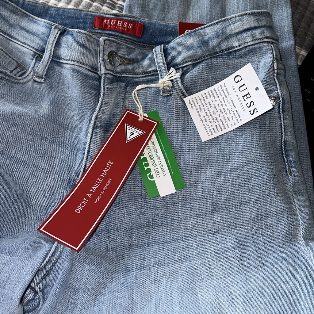 NEW GUESS Eco Lyllah Mid-Rise Bootcut Jeans  6/28 - Image 7