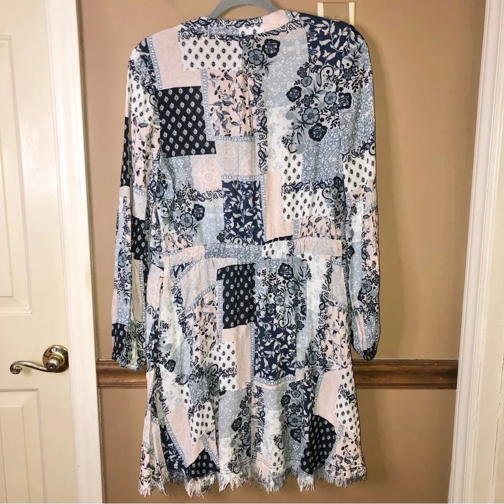 Cato‎ Quilted Patchwork Long Sleeve V Neck Dress Blue Pink Size Medium - Image 2