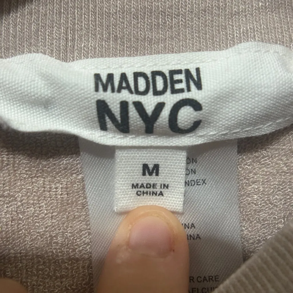 EUC Madden NYC High Neck Cream Tank Top Size M Size M - Image 7