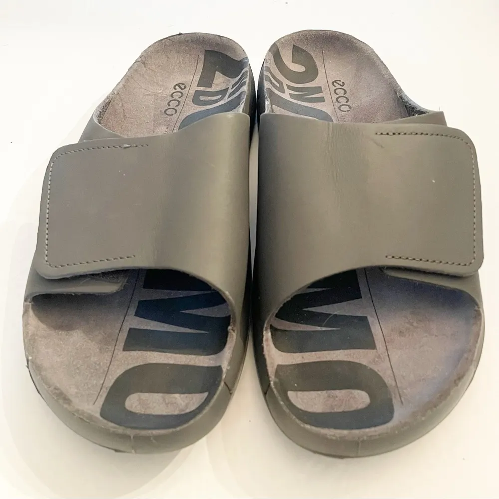 ECCO Women's Size 8/8.5 Black Cozmo One Band Velcro Slip On Slide Sandal - Image 2