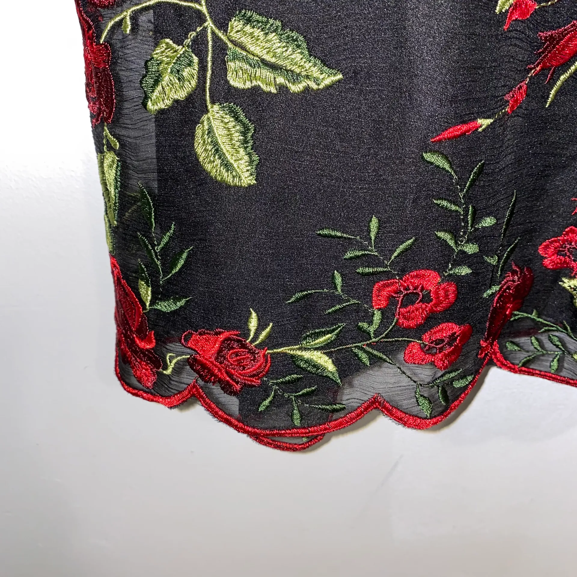 NWT  Risqué Black Buttoned Back Rose Tamara Embroidered Top S - Image 7
