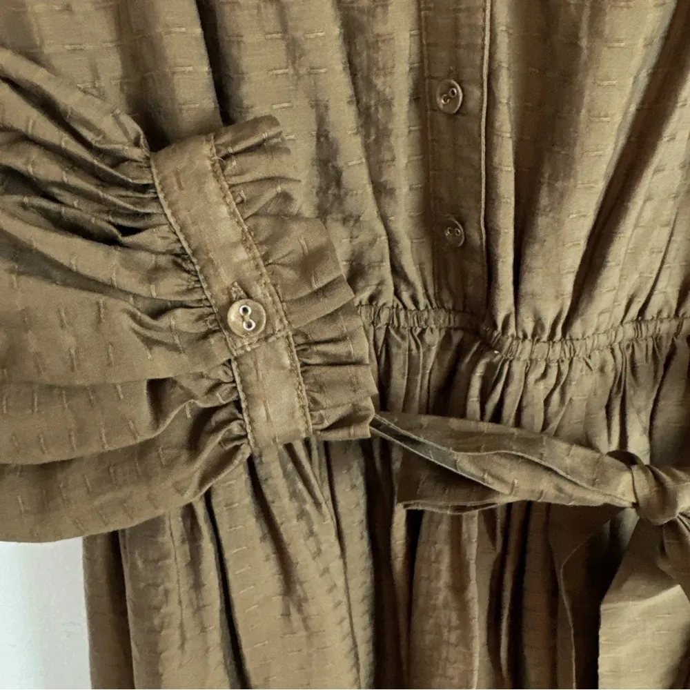 En Saison NWT Bree Mini Dress in Olive Size Small Green - Image 2