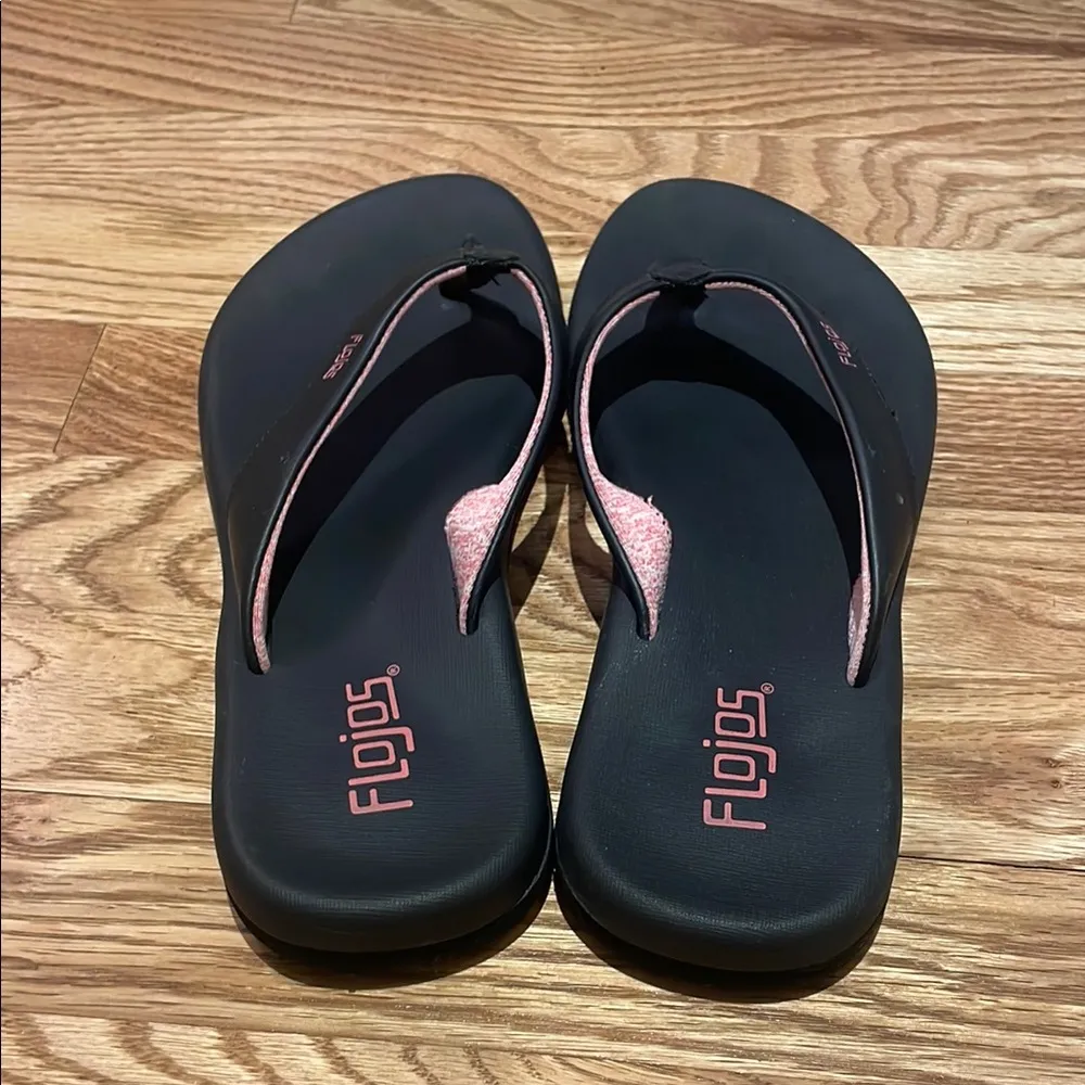 Flojos Black Sandals with Pink Highlights Size 9 - Image 3