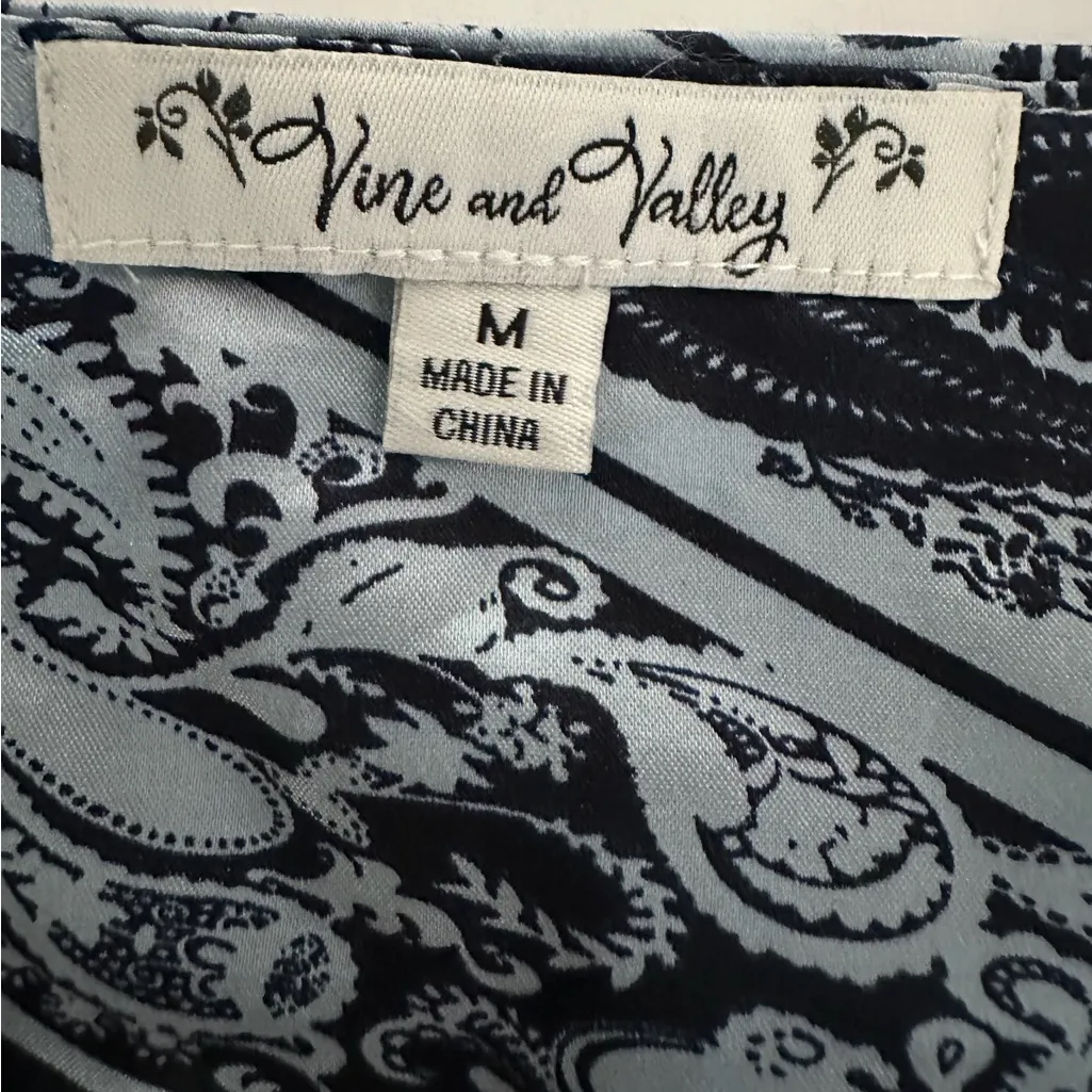 Vine and Valley Y2K Baroque Bandana Handkerchief Crop Top Size Medium - Image 6