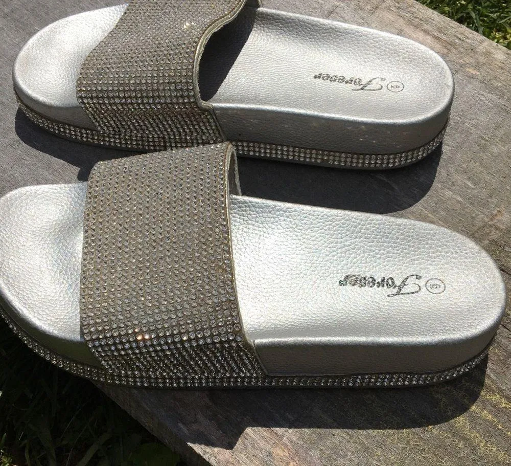 Forever Rhinestone White Slides Sandals Shoes 6 - Image 6