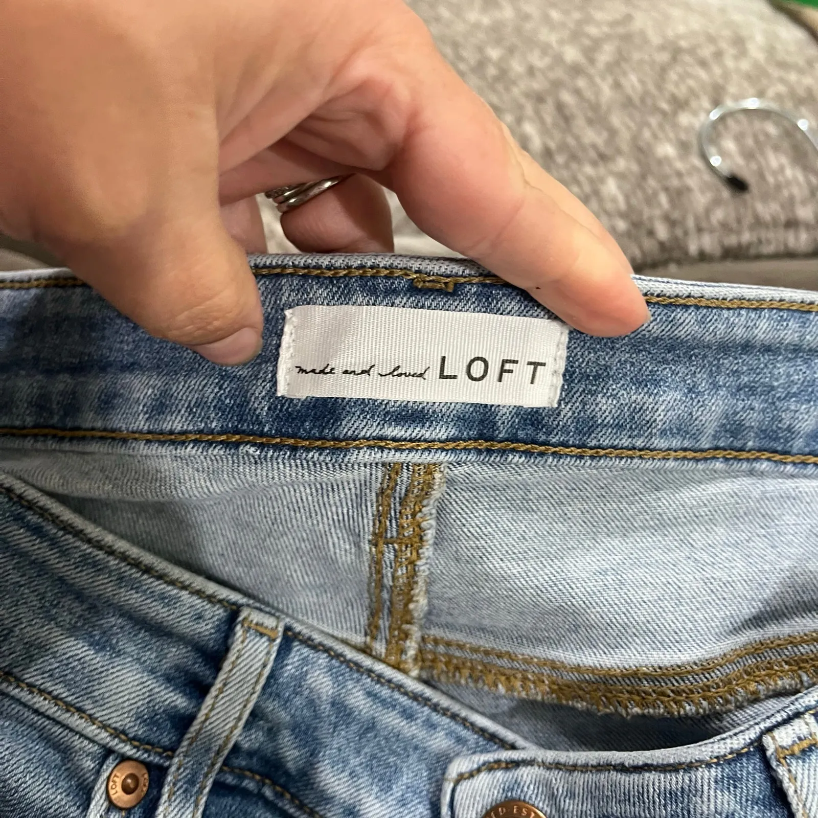 Loft Curvy High Rise Flare Crop Blue Jeans Raw Hem Stretch Denim Sz 30/10 - Image 6