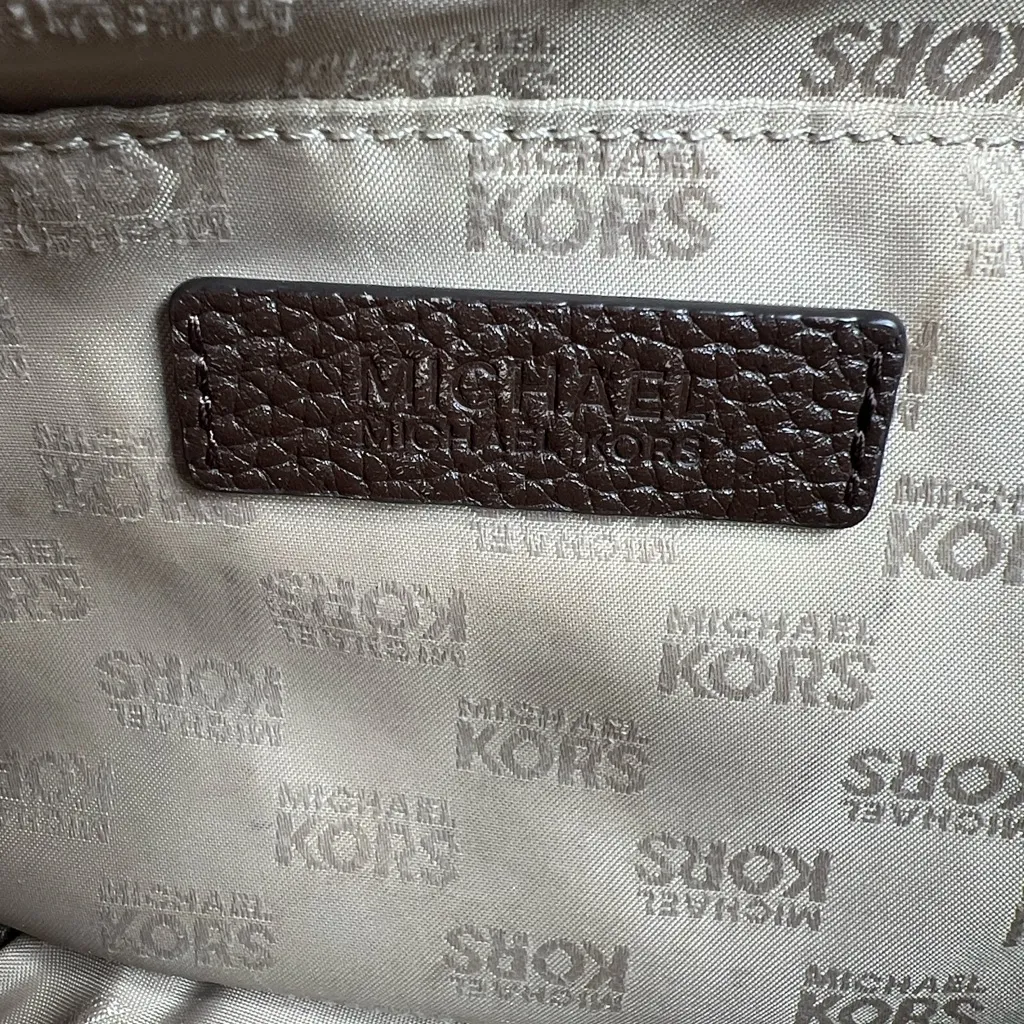 Michael Kors Jet Set Tassel Chain Tote/Purse - Image 6