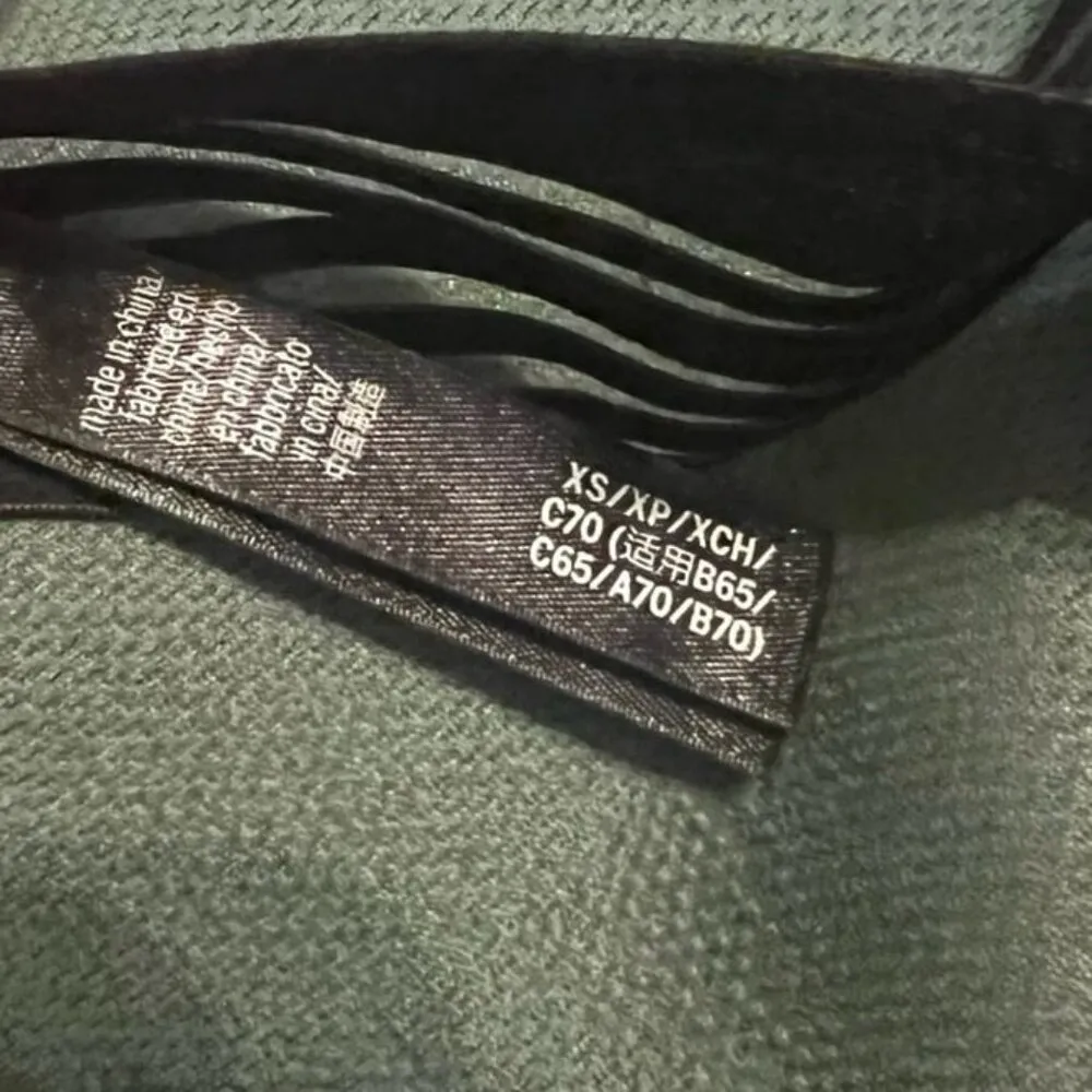 Victoria's Secret Victoria Sport Strappy Mesh Racerback Bra - Image 3