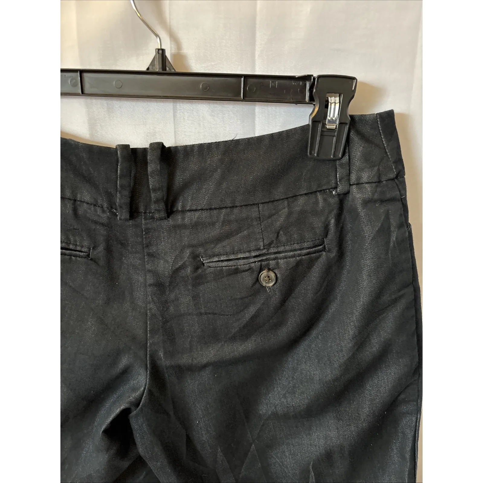 Mossimo Shorts Women's Size‎ 4 Gray Bermuda Shorts - Image 7