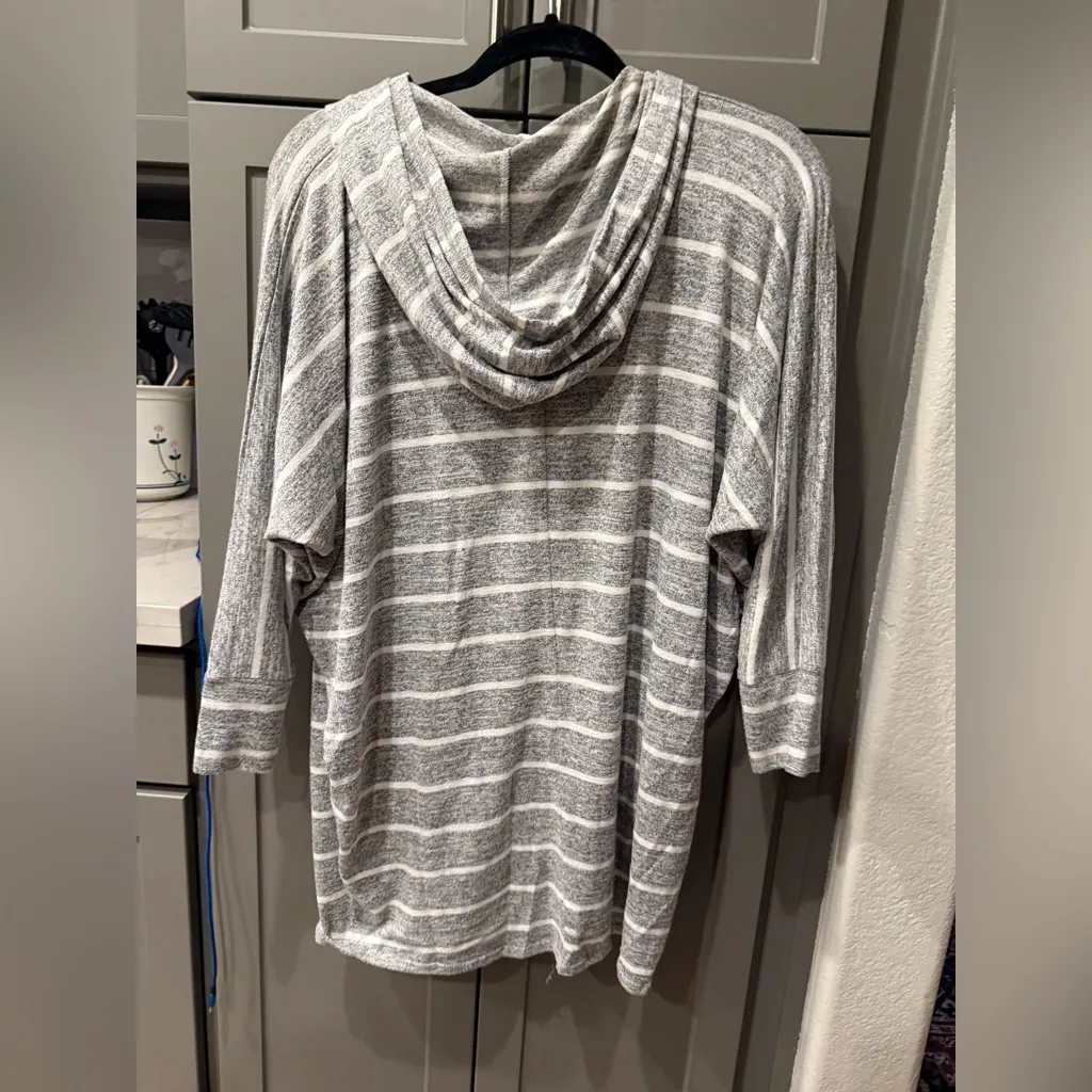 Market & Spruce Gray White Striped Cowl Neck Hoodie Pullover Kangaroo Pocket XL - Image 15