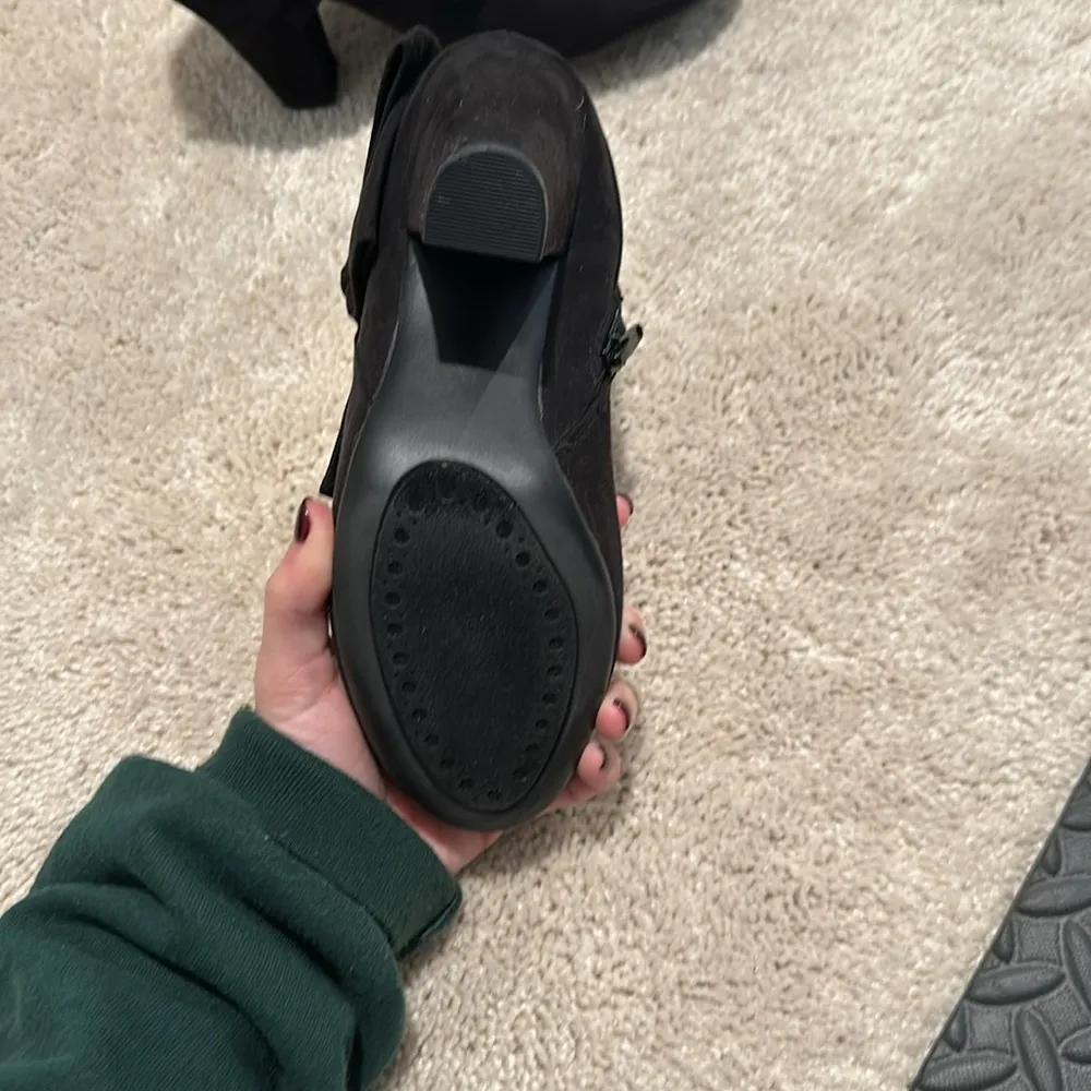 kim rogers  black booties - Image 3