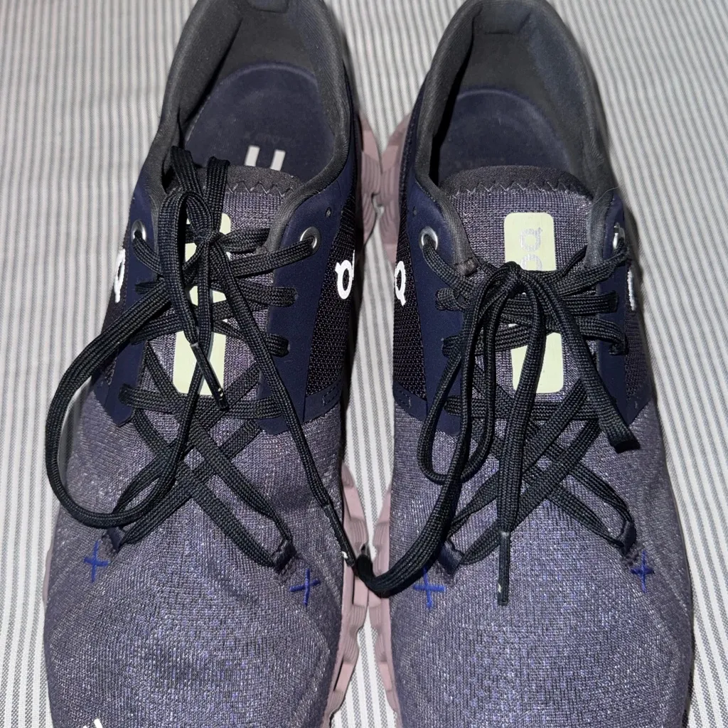 ON Women's Cloud X3 Sneaker Shoes, Midnight/Heron Size 9.5‎ Black - Image 7