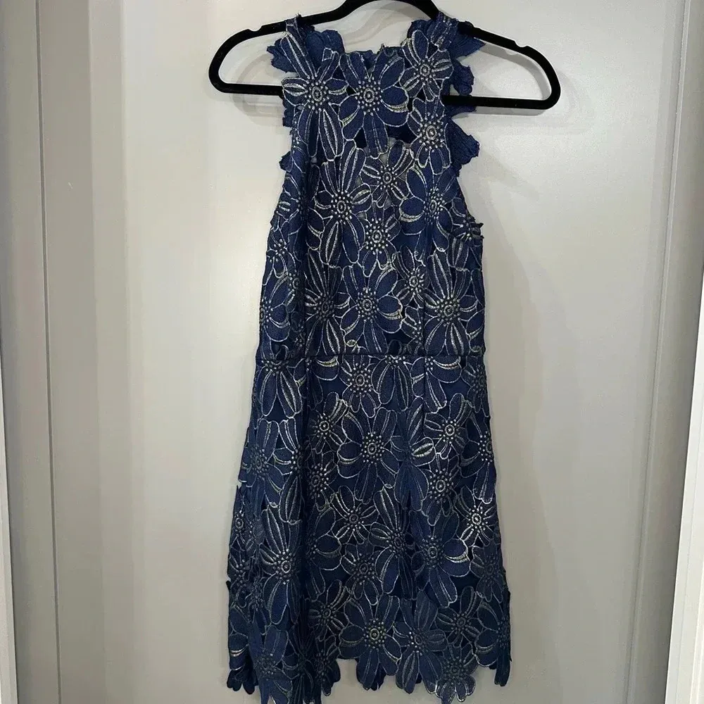 SAYLOR Revolve Dress Navy Blue Gold Floral Lace High Neck Mini Dress Sz M - Image 6