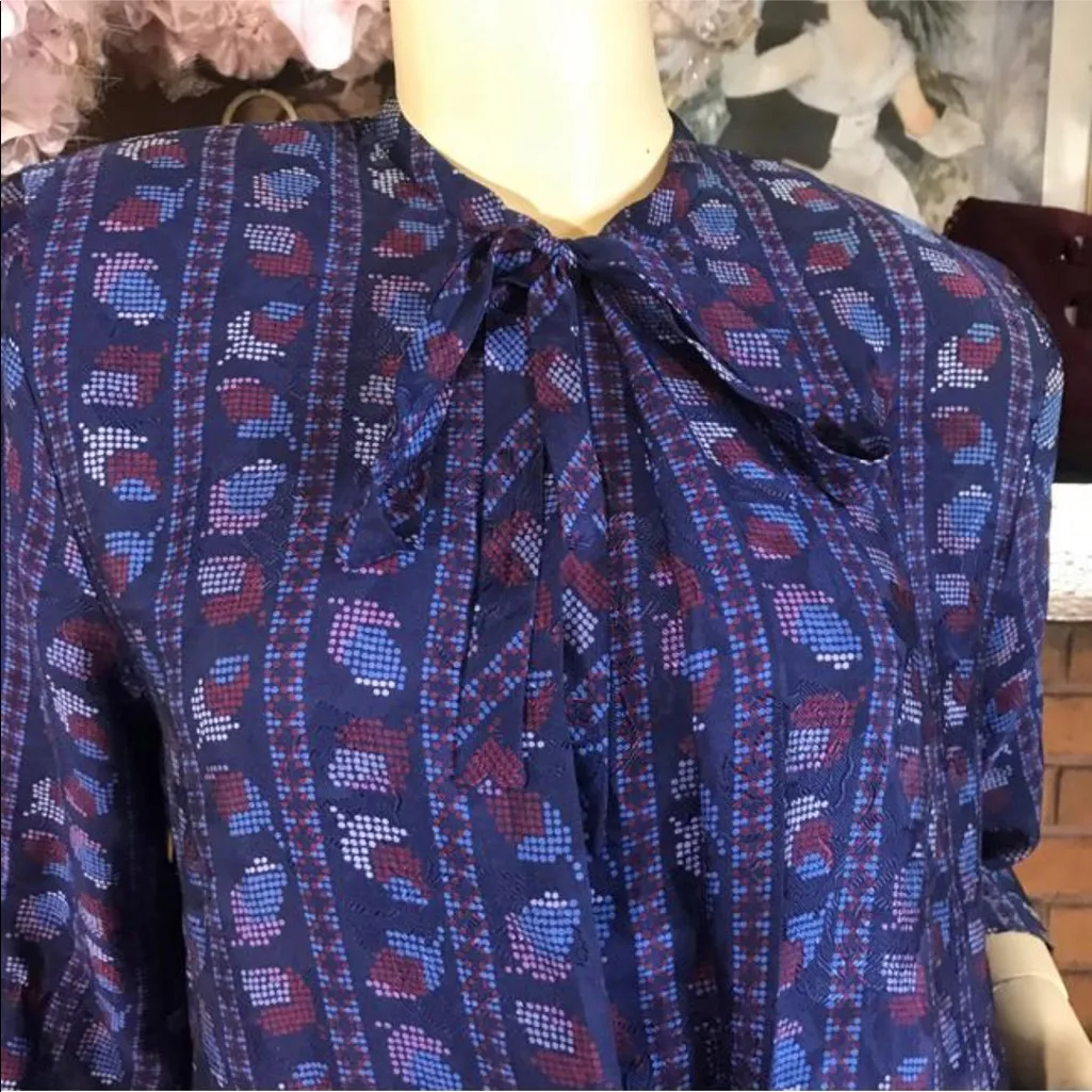 VINTAGE 80'S HALSTON III BLUE AND BURGUNDY SILK BLOUSE (10) - Image 8
