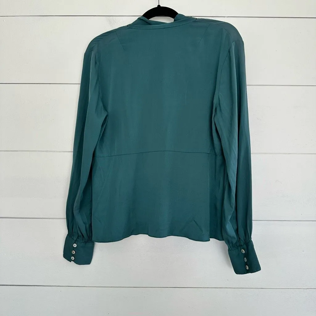 Becken Women’s 6 Emerald Tie Neck Silk Top Blouse Green - Image 7