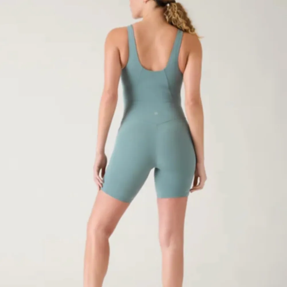 Athleta NWT  Salutation Bike Suit Athletic Romper Size Oxidized Green Medium - Image 3