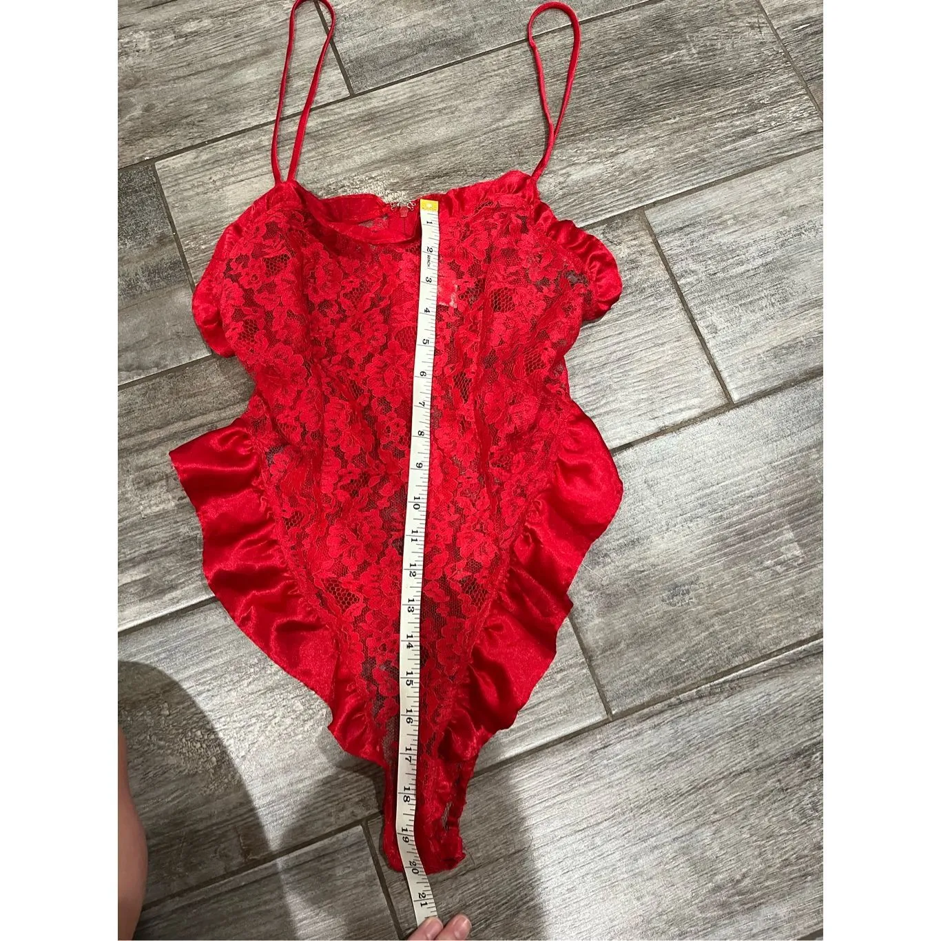 Vintage Gold Label Victorias Secret Red Lace Bodysuit Size Medium - Image 3
