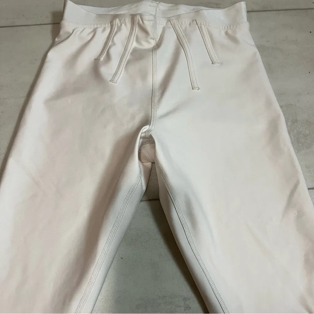 ALO Yoga Cream Activewear leggings size XS - Image 12