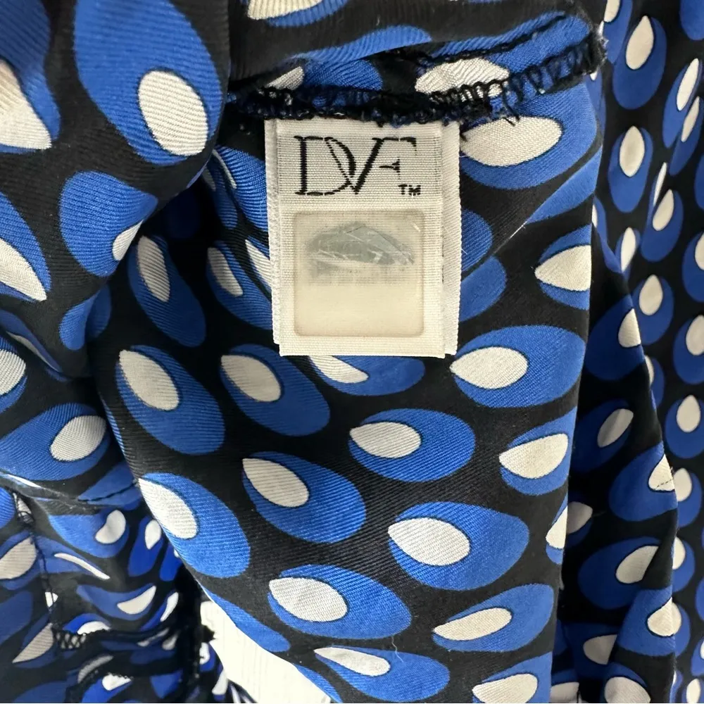 DVF silk drawstring boxer shorts size P. - Image 4