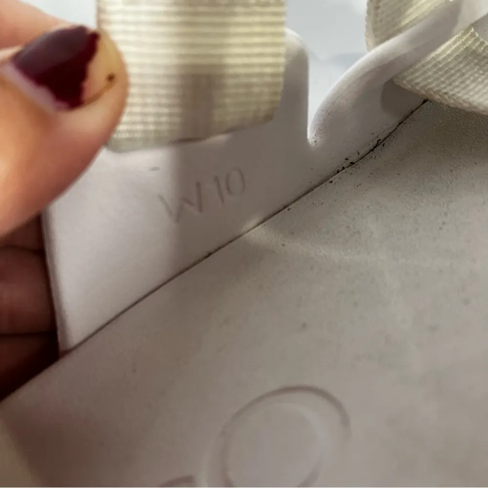 Chaco chillos slides sandals all‎ white size 10 - Image 6