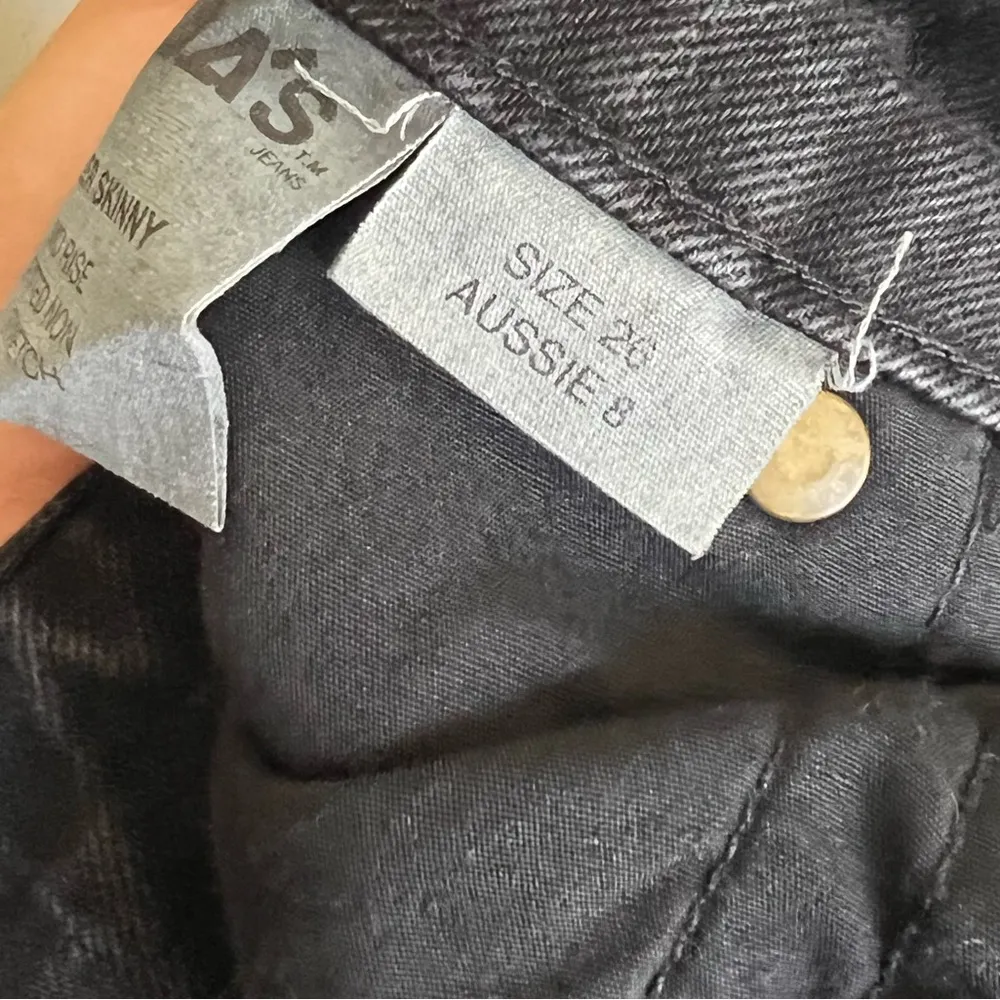 Rollas Miller Black Distressed Ankle Skinny Jeans Size 26 - Image 13