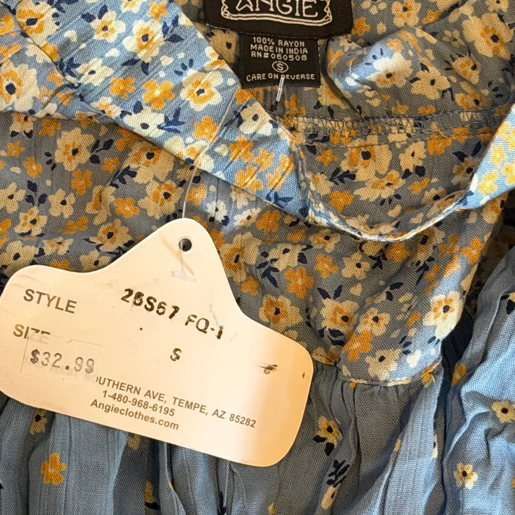 Angie floral Blue Skort Size Small NWT - Image 4