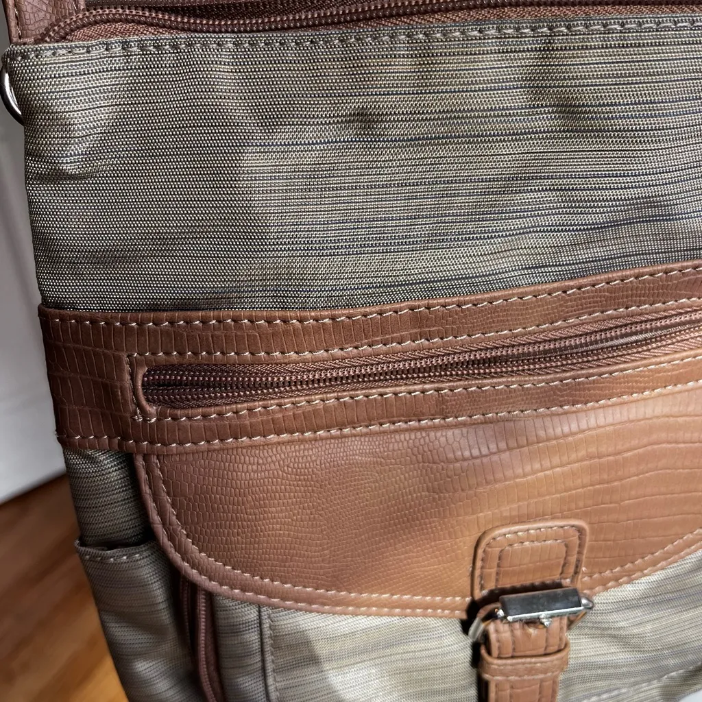 Multi Sac Women’s Stylish Brown and Tan Multisac Bag Hobo Crossbody - Image 5