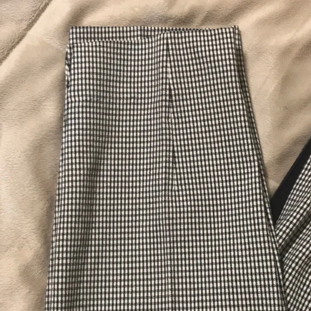 DKNY vintage cigarette leg - Image 6