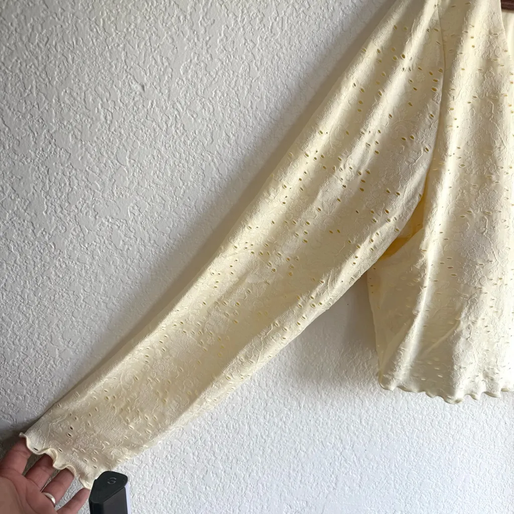 NWT Aerie Offline Womens Top Pale Yellow Floral Cropped Long Sleeve Size XXL - Image 5