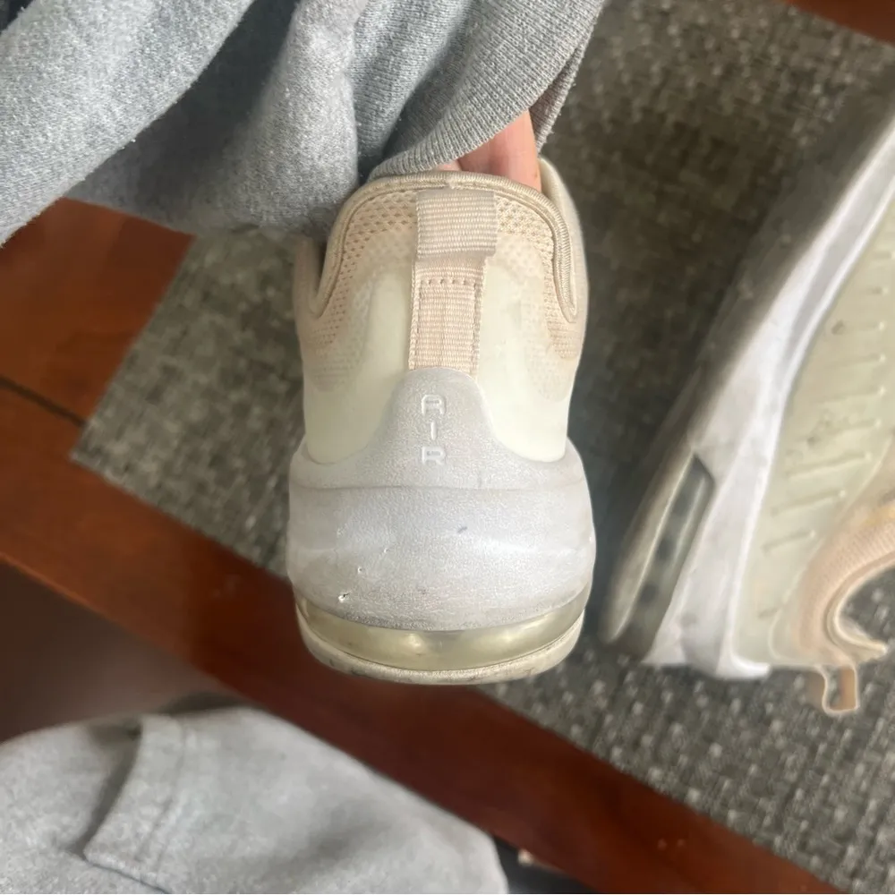 Women’s Nike Air Max Shoe - Image 3