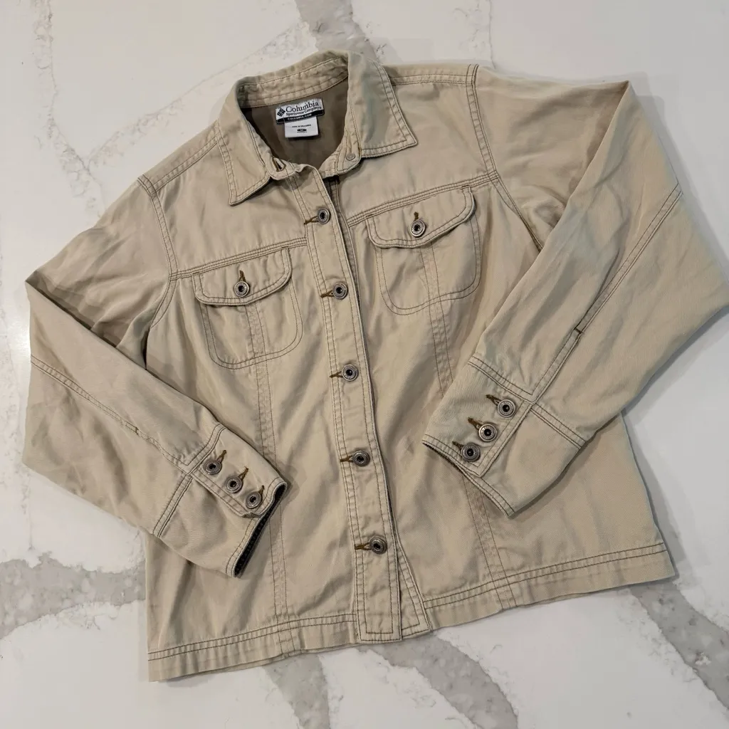 Columbia  Gorpcore Button Front Khaki Jean Utility Jacket Women’s Medium Beige - Image 2