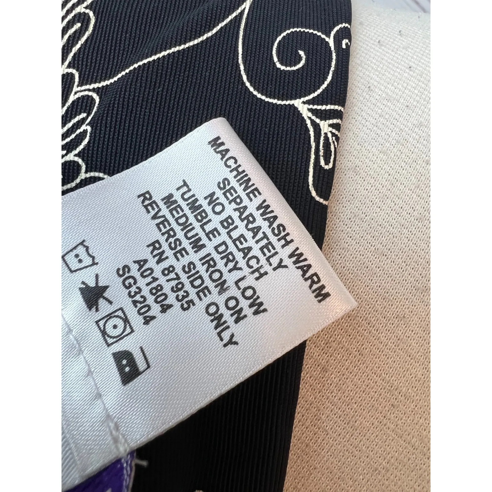 Susan Graver Style Blouse Plus size 3X 3XL Tunic Top Asian Black Shirt Nylon QVC - Image 6