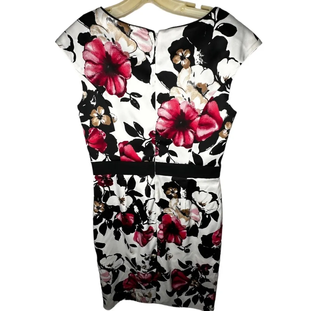 White House Black Market Floral Dress - Image 5