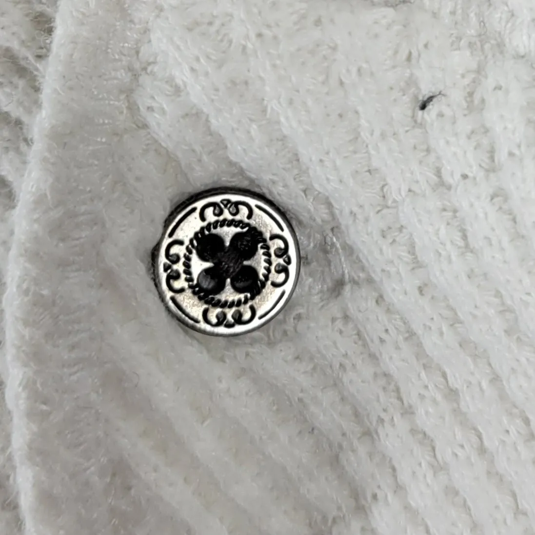 Aerie Waffle Knit Button Up Shirt XL White Oversized Relaxed Fit Long Sleeve - Image 8