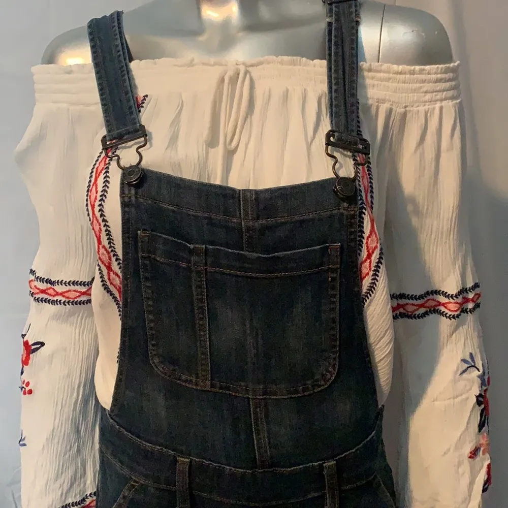 Gap  capris overalls - Image 2