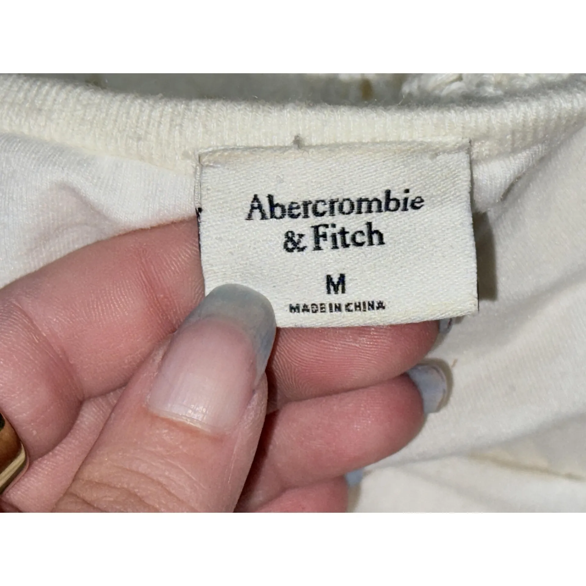 NEW Abercrombie & Fitch White Crochet Knit Cropped Halter Top Crop Top Size M - Image 6