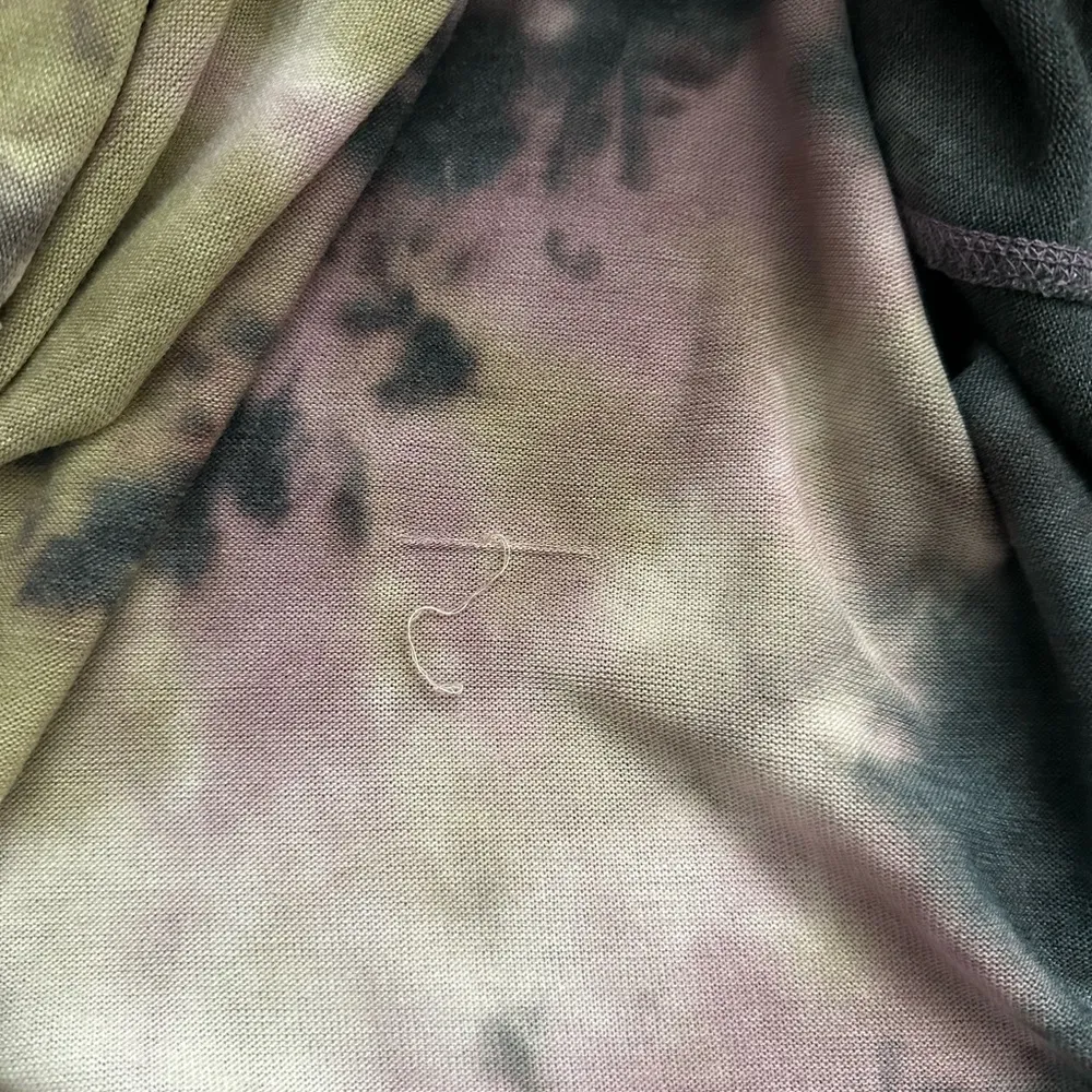 Socialite Tie Dye V-Neck Top - Image 4