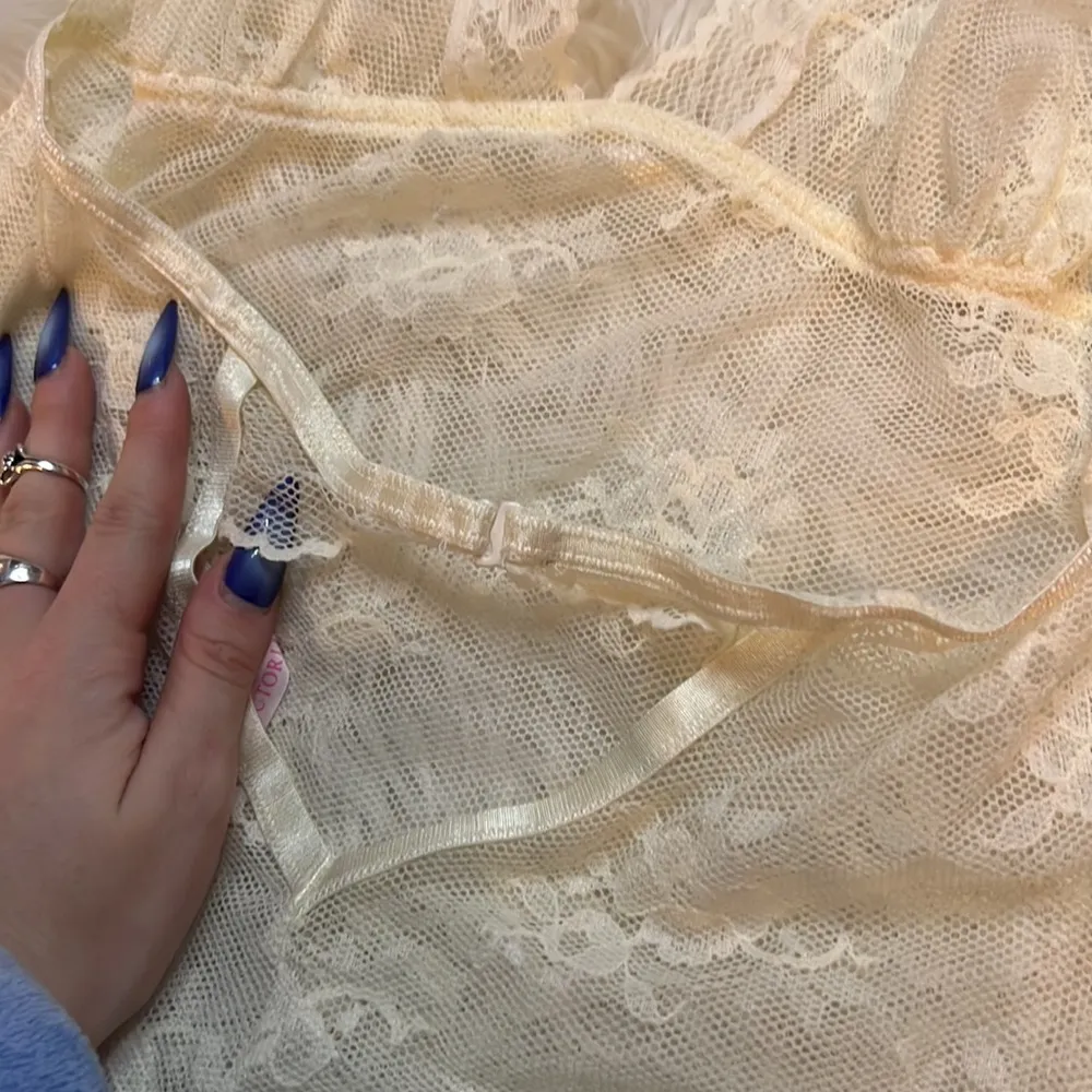 Vintage Victoria’s Secret slip - Image 8