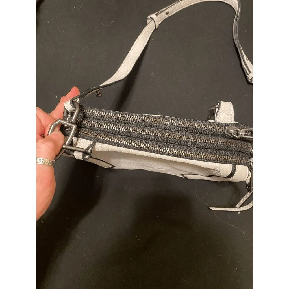 Liebeskind White Leather Tri-Zipper Crossbody Purse w/COA - Image 6