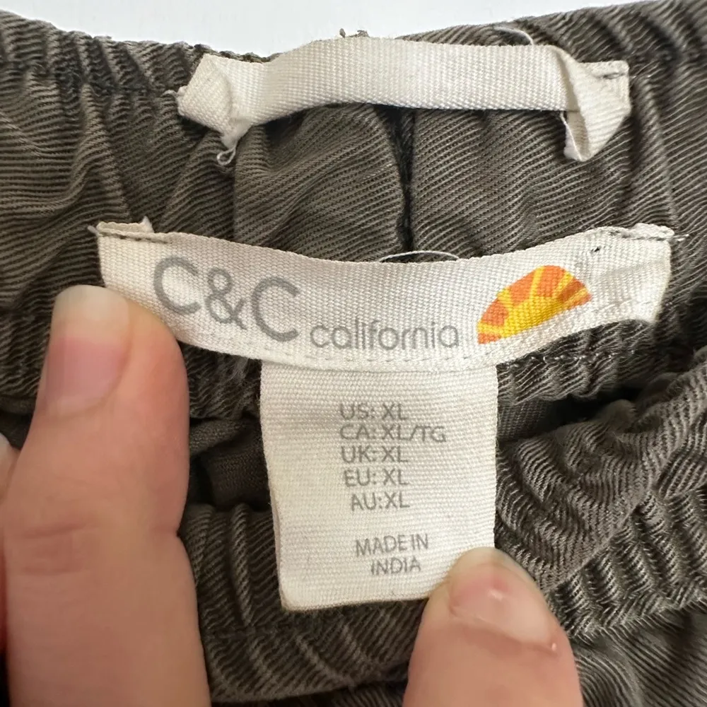 C & C California Light Wash Lyocell Olive Jogger Cargo - Image 4
