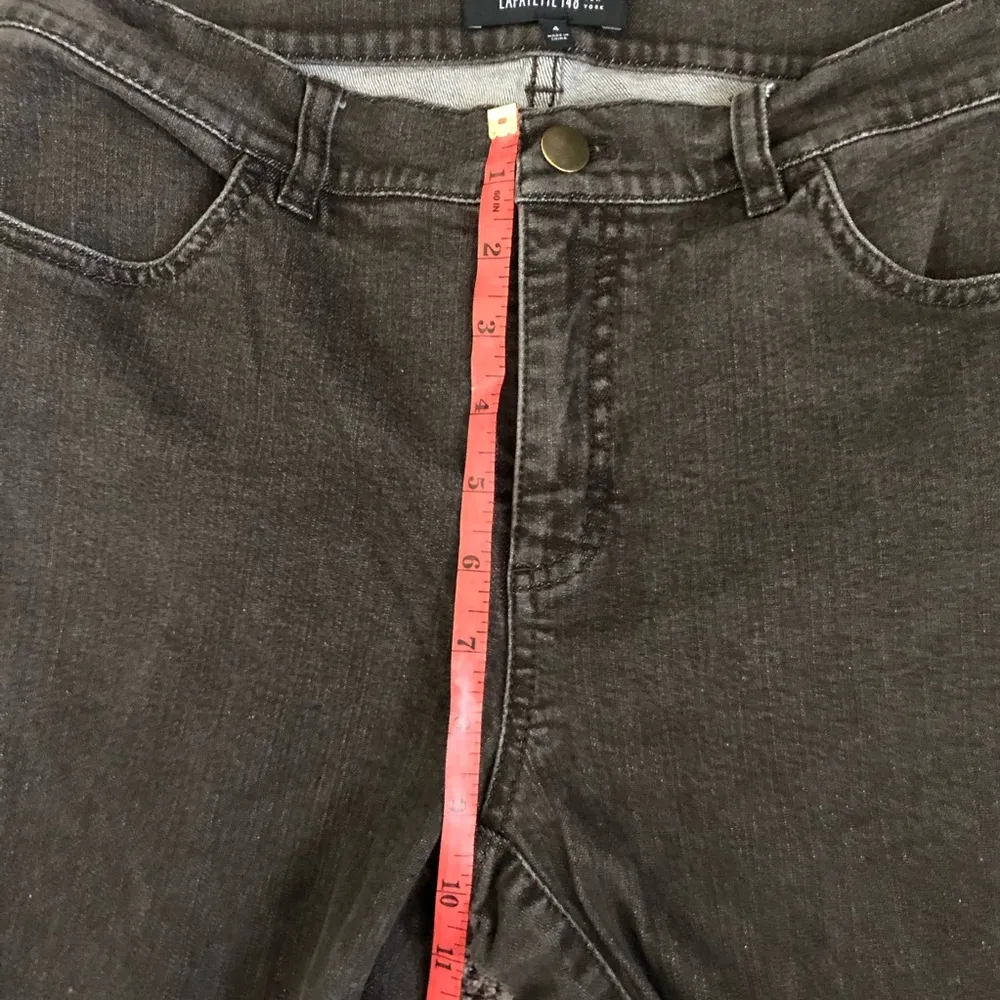 Lafayette 148 black distressed denim cropped jeans high rise size 4 - Image 4