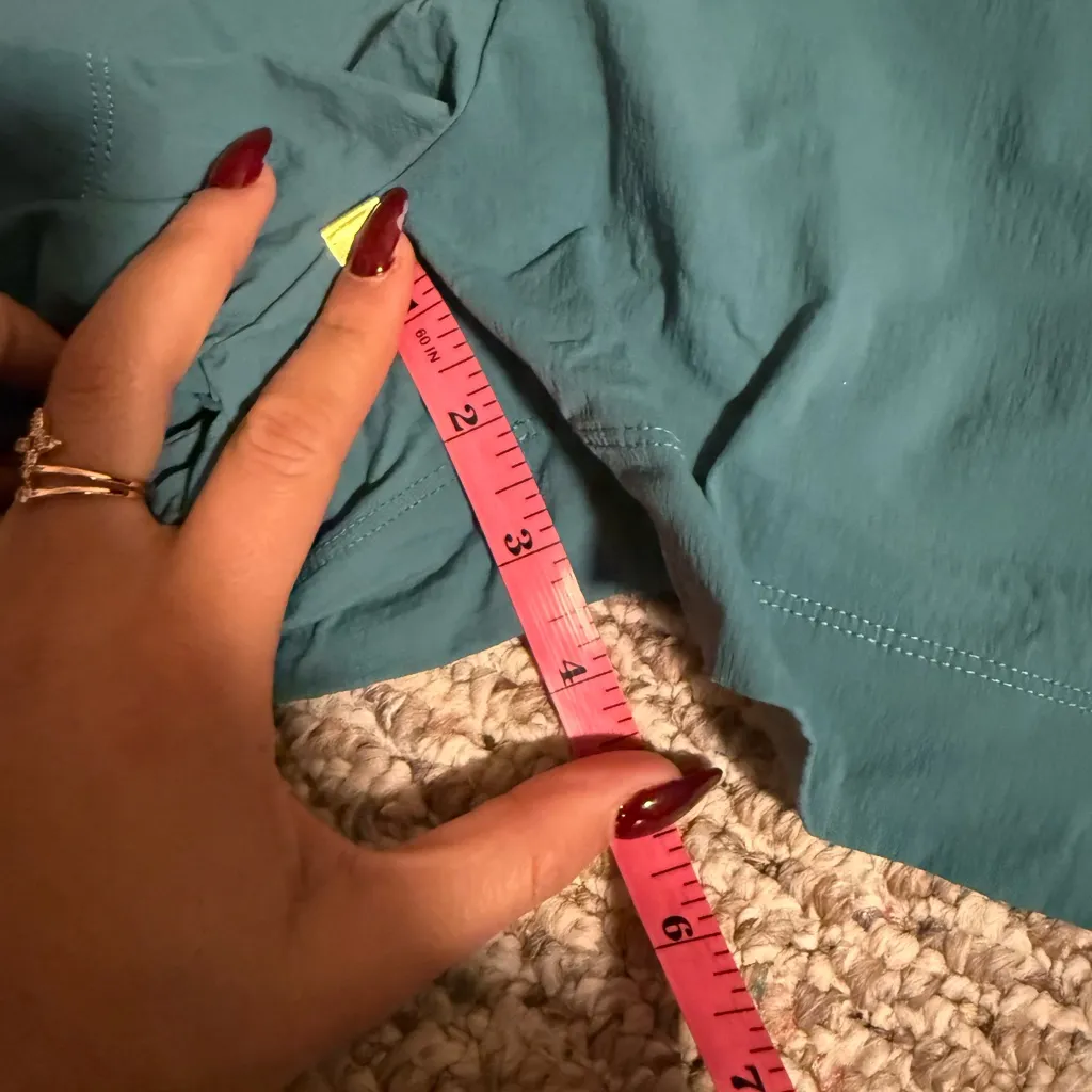 Athleta Trekkie North Short Borealis Green Teal Hiking- Size 10 - Image 7