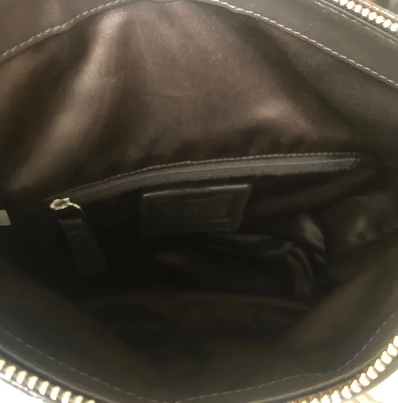 Tan/ Brown Authentic  Handbag - Image 6